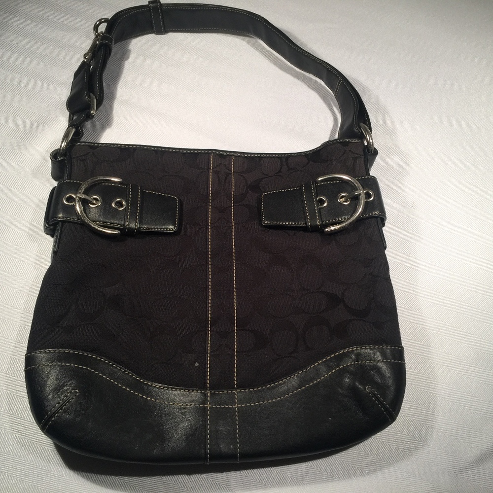 Coach Canvas/Leather Black Signature Soho Bag Purs